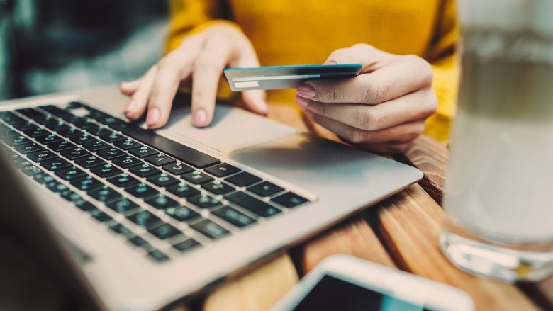 Understand the Return Policies and Fee